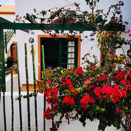 Happiness Caleta De Fuste