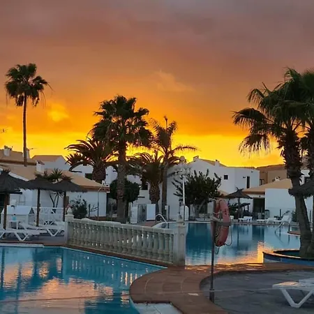 Happiness * 科斯塔卡莱塔