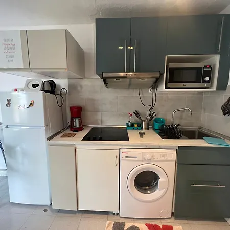 Happiness 科斯塔卡莱塔